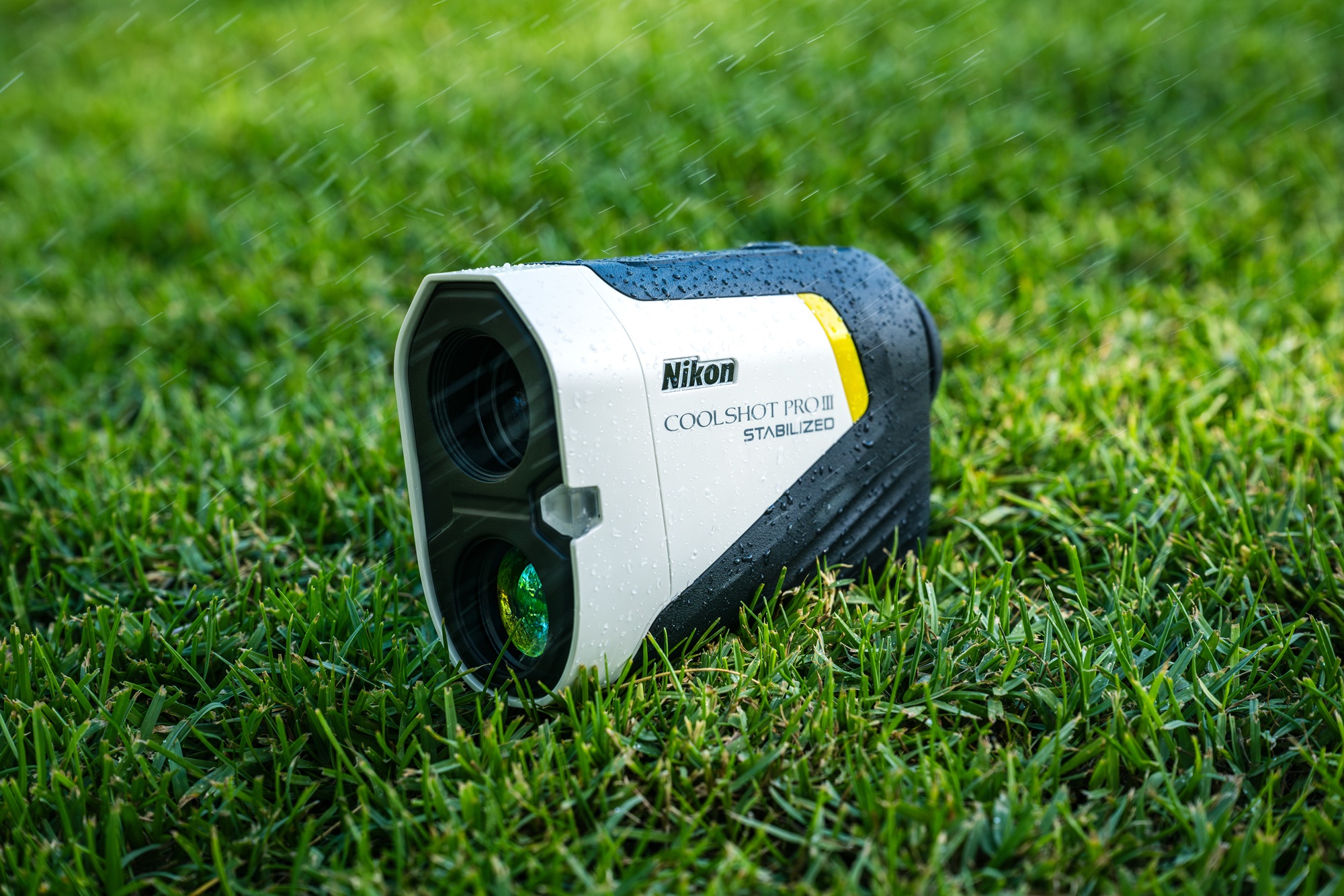Nikon si aggiudica ai Red Dot Awards - Product Design quattro riconoscimenti tra cui il prestigiosissimo "Red Dot: Best of the Best"